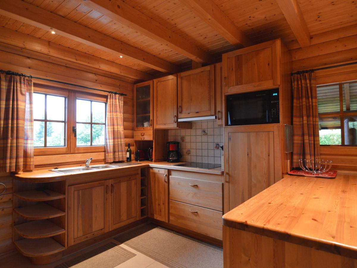 Charming Chalet With Private Garden In Stavelot Hockai Buitenkant foto