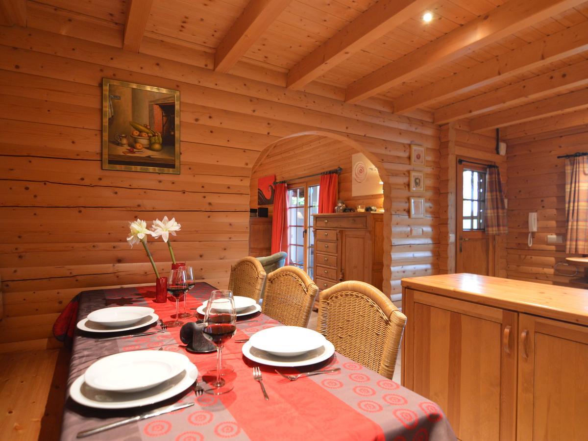 Charming Chalet With Private Garden In Stavelot Hockai Buitenkant foto
