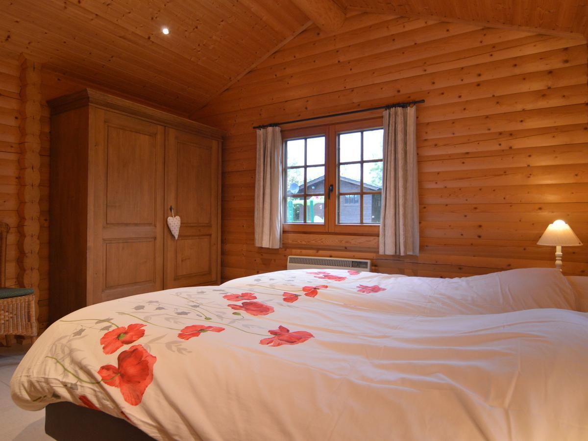 Charming Chalet With Private Garden In Stavelot Hockai Buitenkant foto